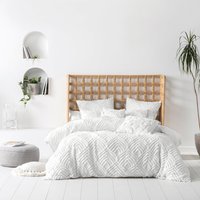 Palm Springs Ogee Tufted 100% Cotton Duvet Cover Set White, White / Double