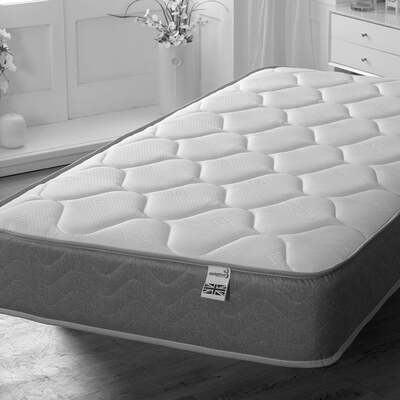 Starlight Beds™ &pipe; Memory Fibre Mattress with Cool Touch cover - 2ft6 Small Single Mattress (75cm by 190cm)
